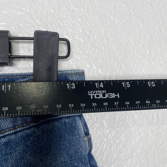 Levis Womens Jeans Size 26 Altered Straight Button Fly Ankle Medium Wash Denim - Picture 4 of 16